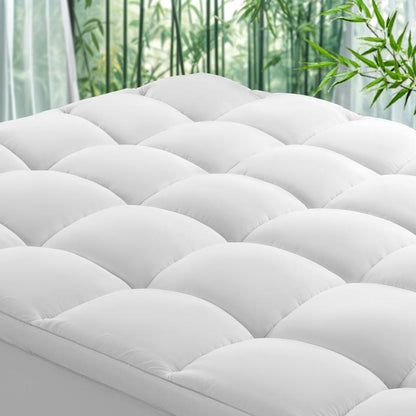 Hotel Luxe Cooling Mattress Topper